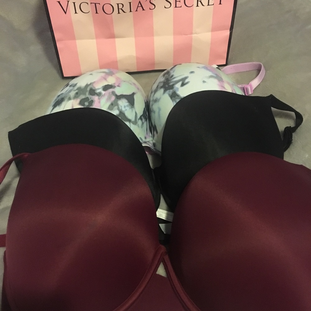 Victoria’s Secret bra: